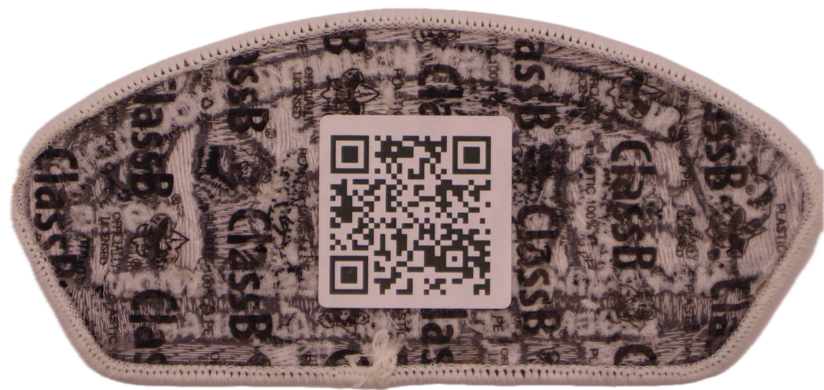 images/2025_legend_of_the_makajabear_glow_in_the_dark_lanterns_csp_rear.webp