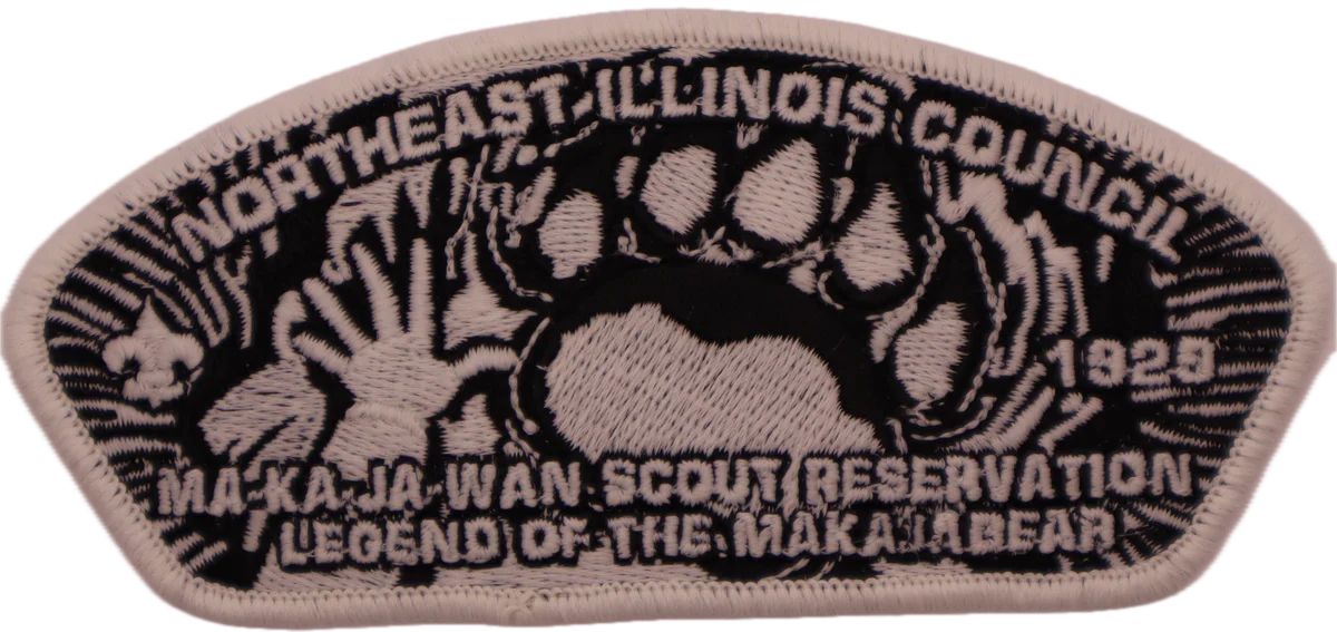 images/2025_legend_of_the_makajabear_glow_in_the_dark_paw_csp_front_noglow.webp