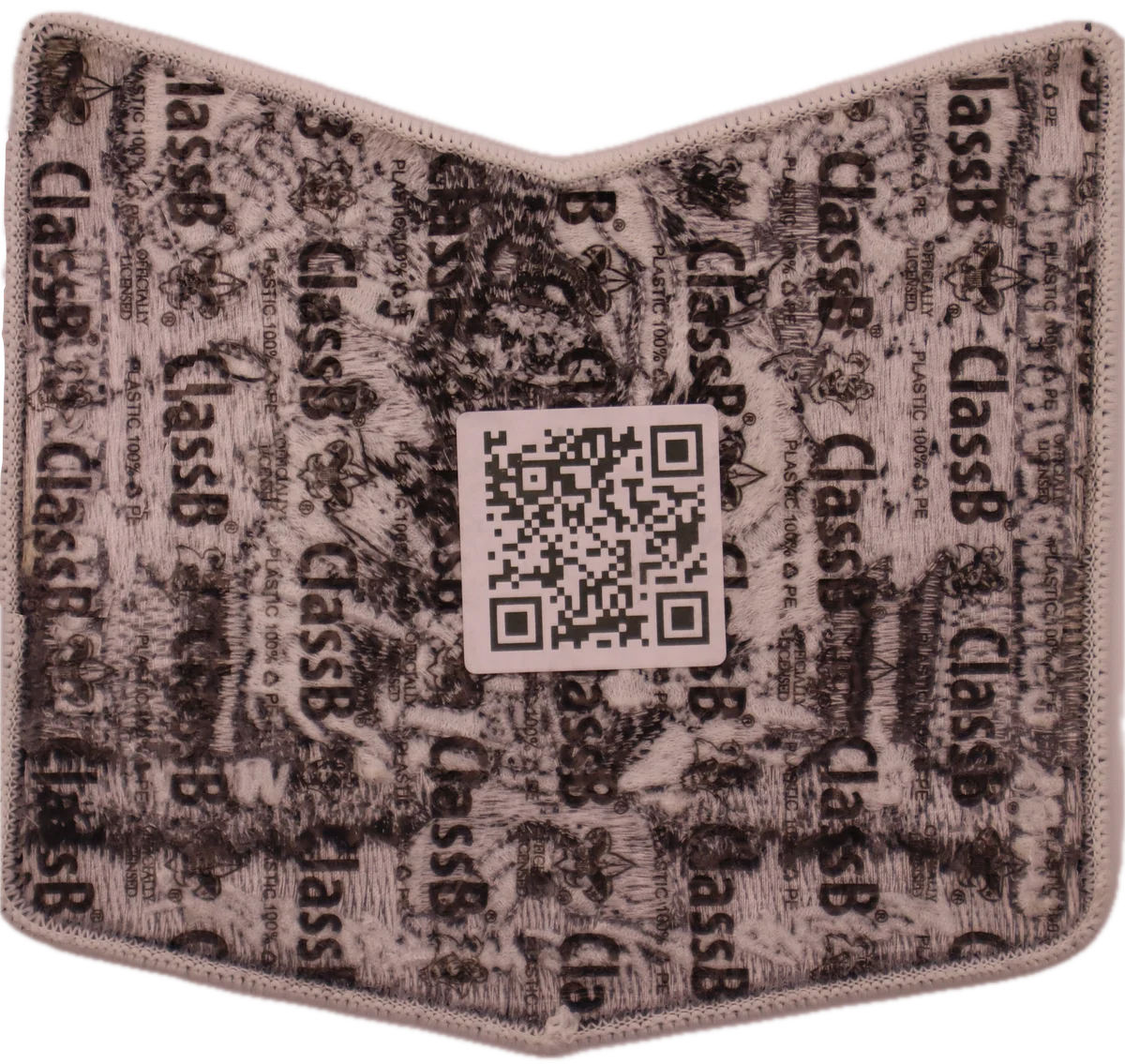 images/2025_legend_of_the_makajabear_glow_in_the_dark_pocket_piece_rear.webp