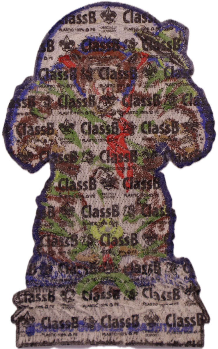 images/2025_legend_of_the_makajabear_jacket_rear.webp